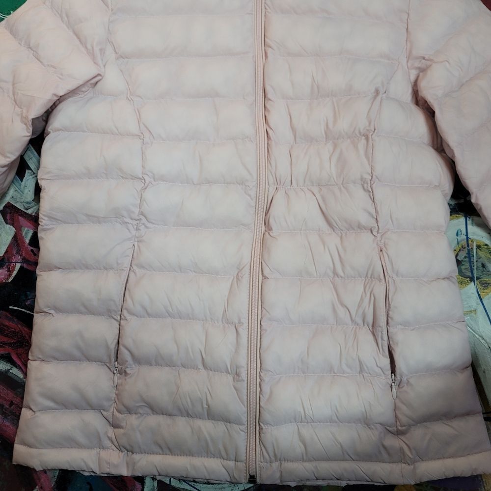 Amazon Essentials Light Pink Puffer Jacket W Pock… - image 3